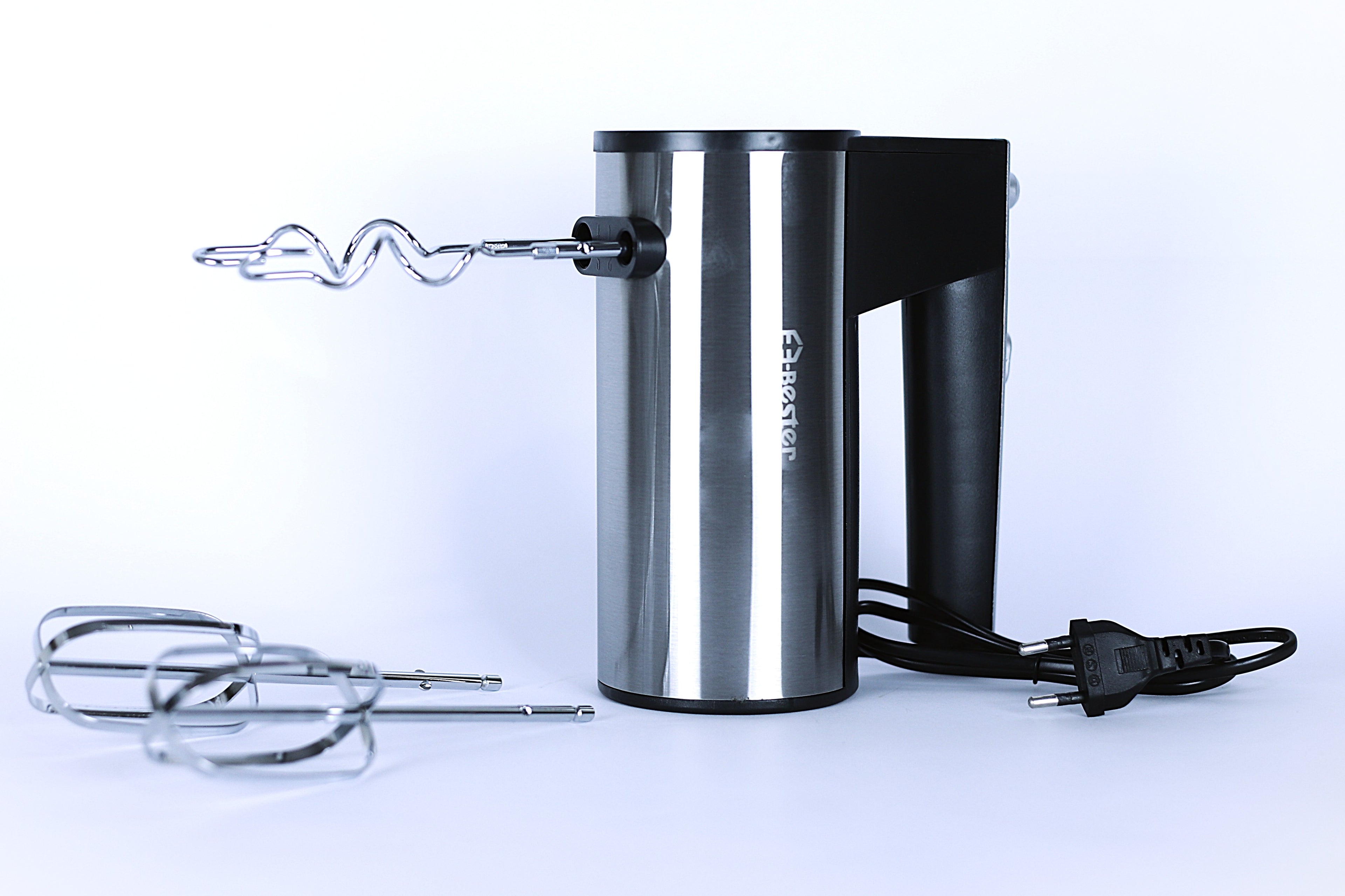 مضرب كهربائي