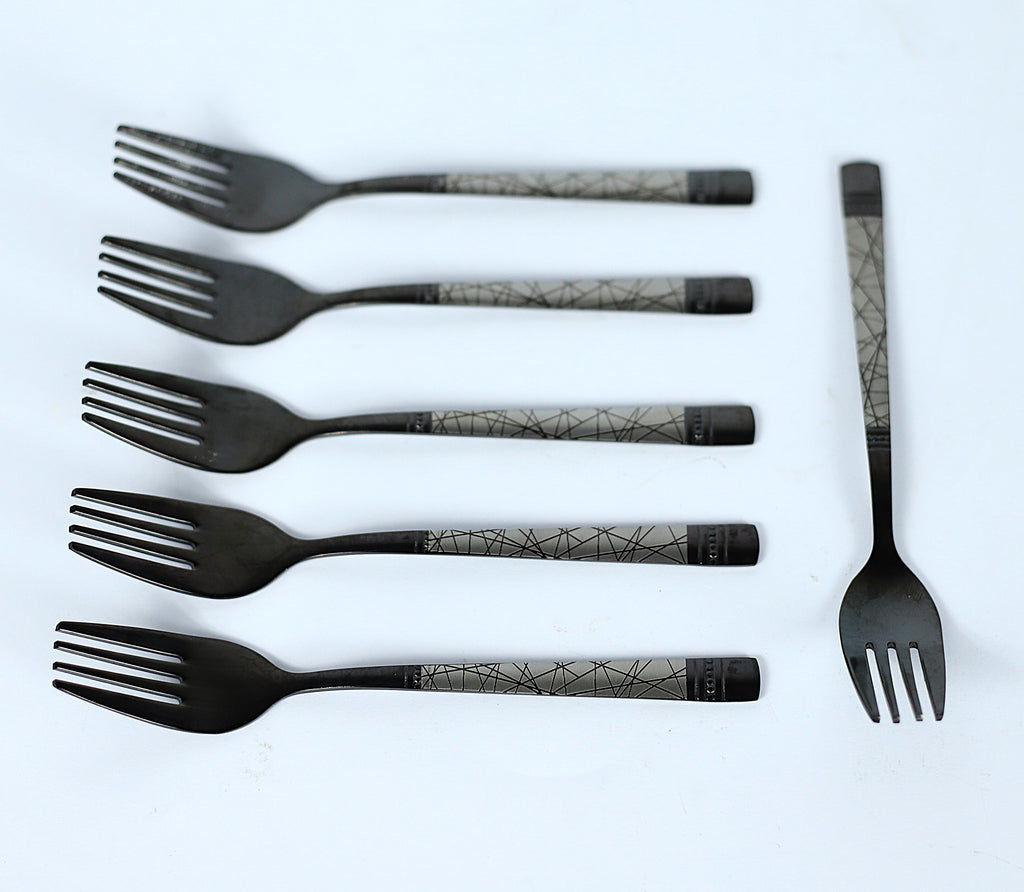 طقم "مودرن جروفز" 6 قطع - شوك كبيرة سوداء بتصميم عصري ونقشة مخططة