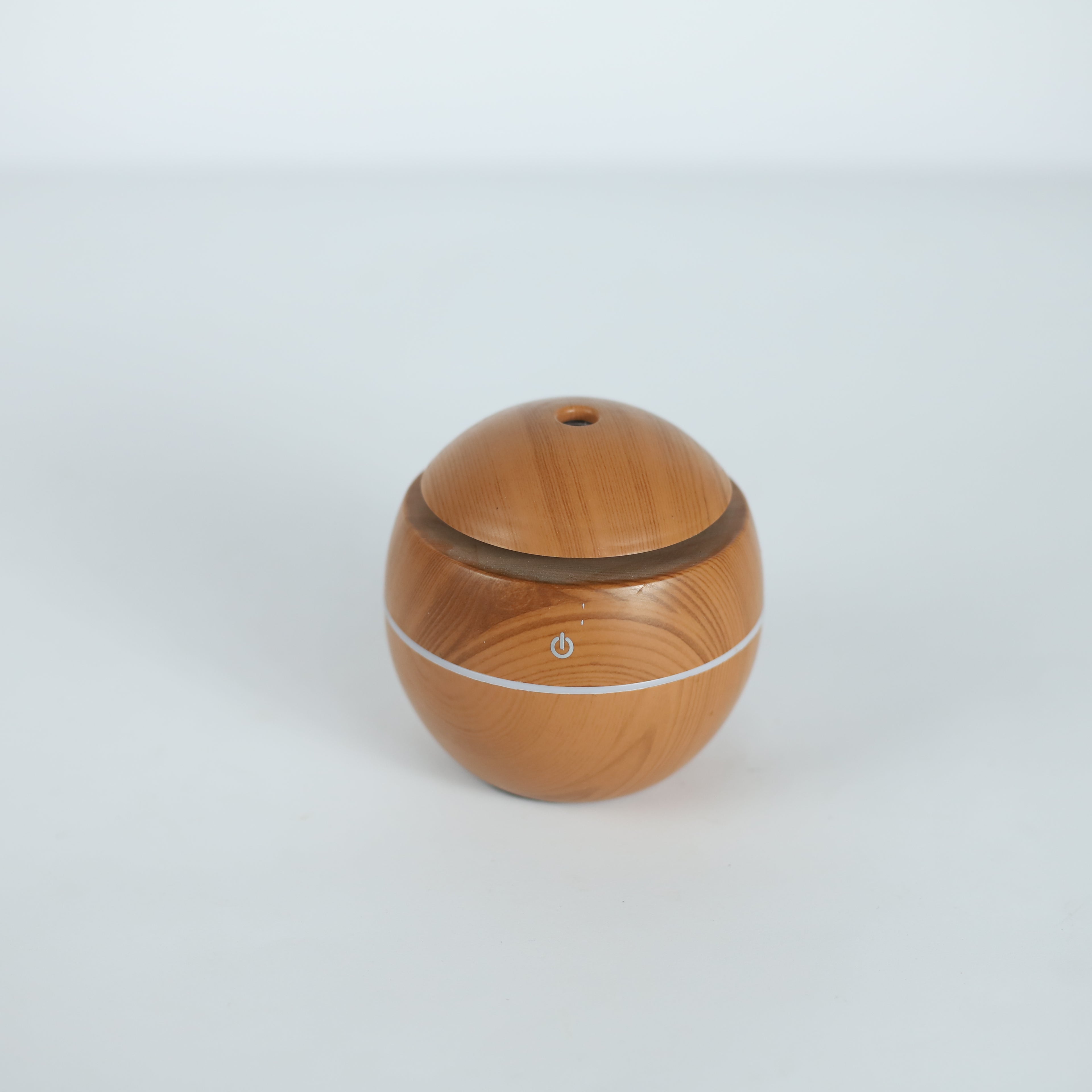 فواحة وموزع عطري خشبي كروي LED